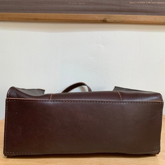 NWOT Portland Leather Large Lola Zipper Crossbody Tote in Grizzly - Picture 5 of 7